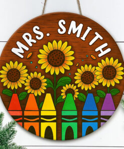 Custom Teacher Door Sign with Sunflowers & Crayons – Personalized 3D Classroom Hanger, Back to School Gift, Teacher Name Sign for Door