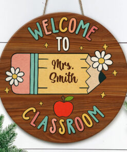Custom Teacher Door Sign – Personalized 3D Wooden Classroom Hanger – Welcome Sign with Name – Back to School Teacher Gift